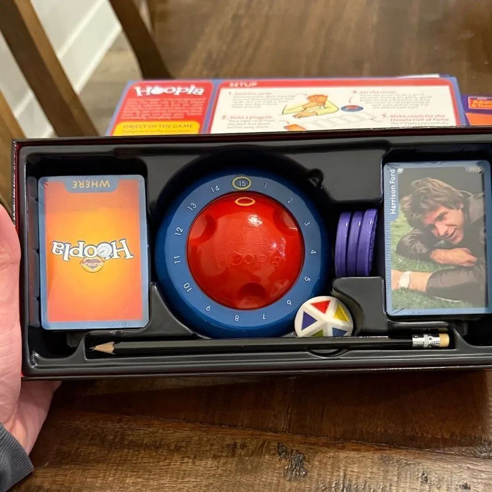 Cranium Hoopla Game - Picture 4 of 6